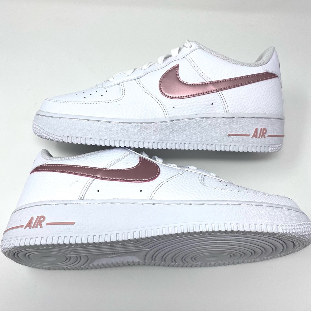 Nike Air Force 1 Women’s Sneakers - Picture 6 of 6